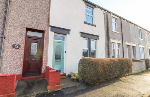 Wigton Cottage | Pet-Friendly Retreat at The Dormie House in Silloth