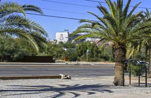 Rincon Heights House | The Dottie 230B 2 Bed 1 Bath shared pool