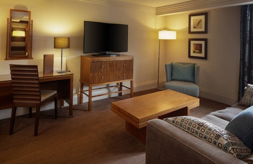 City Centre Hotel | Discover DoubleTree by Hilton Stratford-upon-Avon - 4-Star Retreat