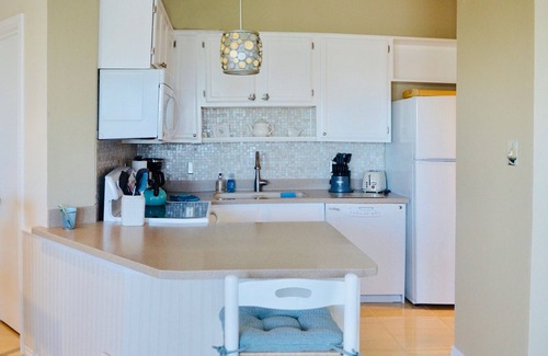 Corpus Christi Condo | Experience Oceanfront Bliss at The Dover Resort Condo
