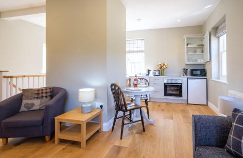Leiston House | Exceptional Family Getaway at The Dower Retreat
