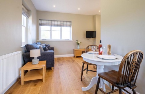 Leiston House | Exceptional Family Getaway at The Dower Retreat