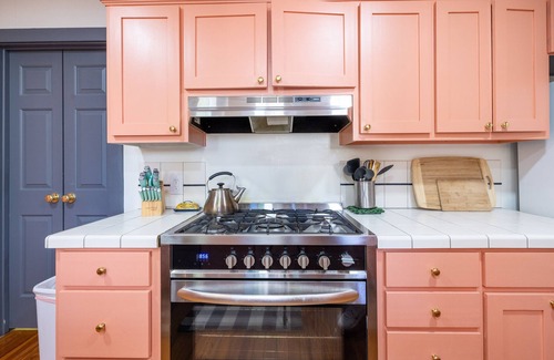 San Marcos Condo | Discover The Downtown Abbey: Guest Rated 10/10 & Family Amenities
