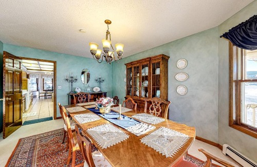 South Fork House | Discover Family-Friendly Stays at The Dragonfly Hotel