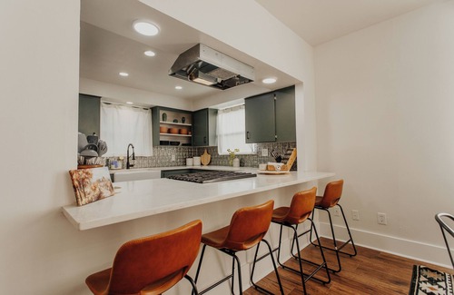 Brookview House | The Dreamiest Home on Homan - Lovely 3 Bedroom House - Near to Everything