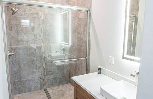 Pagosa Springs Hotel | Unforgettable Stay at The Drift: Guest Rated 9.8, Family-Friendly