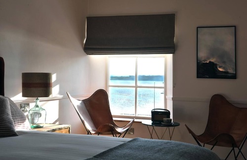Rosses Point Bed & Breakfast | Discover The Driftwood: 4-Star Getaway with Top Amenities