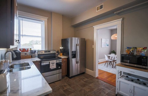Martinsburg Apartment | The "Drop-in" Downtowner