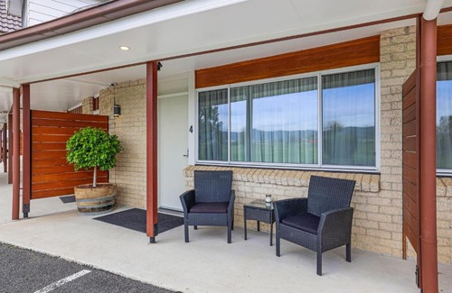 Westdale Hotel | Outstanding Duck Inn Apartments - Family-Friendly Comfort