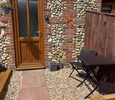 East Dereham Apartment | Pet-Friendly Retreat at The Ducks - A Norfolk Gem