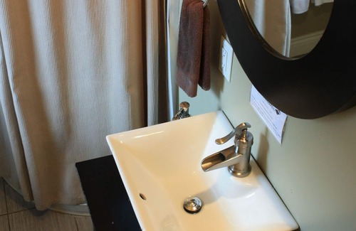 Downtown St. John's Hotel | Discover The Duckworth: Family-Friendly Stay with Breakfast