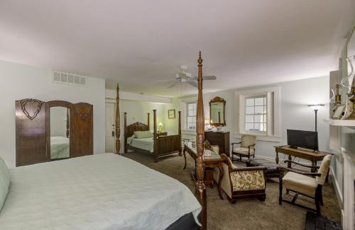 Vicksburg Bed & Breakfast | Discover The Duff Green Mansion: Oceanfront Oasis Awaits