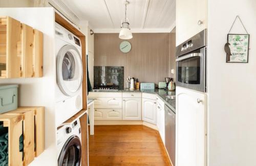 Zwolle Villa | Discover Villa Zwolle Centraal - Pet and Child Friendly Stay