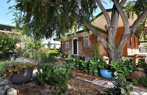 Manilla House | The Eagle's Nest - Adventure-Ready 4-Bedroom Holiday Home in Manilla, NSW