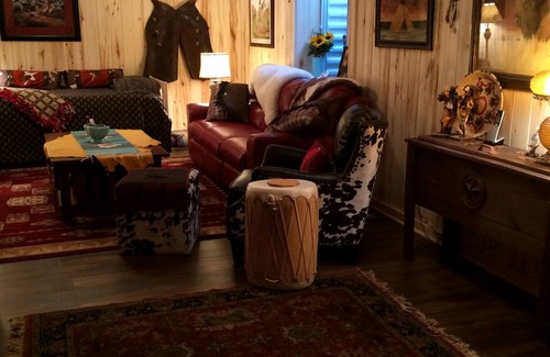 Philipsburg Cabin | Experience Eaglesnest: High-End Cabin with Pool & Scenic Views