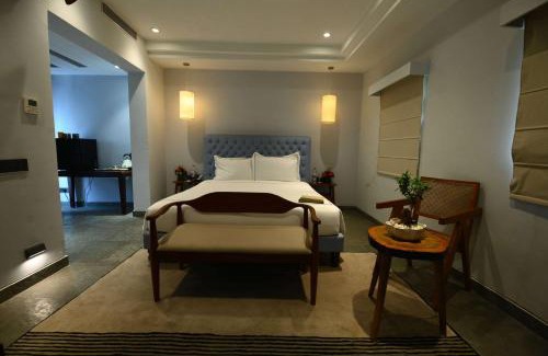 Amritsar Resort | Experience The Earth Amritsar: Pet-Friendly & Poolside Retreat