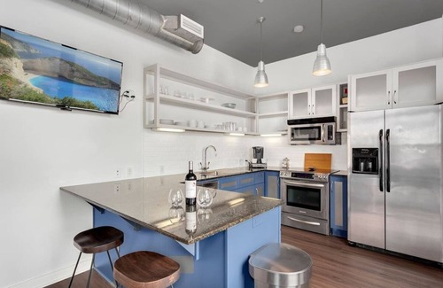Fayetteville Apartment | Ideal Stay at The East View - Downtown Near Dickson