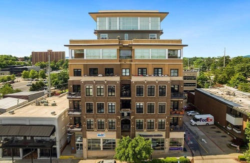 Fayetteville Apartment | Ideal Stay at The East View - Downtown Near Dickson