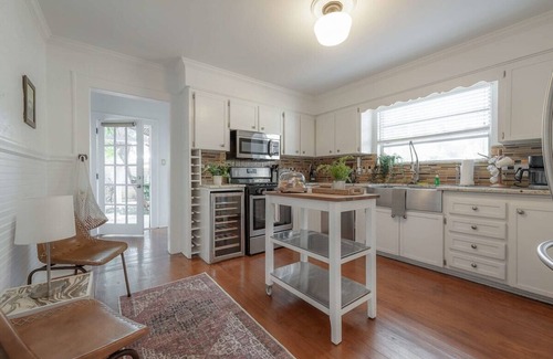 Ybor City House | Discover The Eclectic: Fire Pit, Grill & Pet Friendly Stay