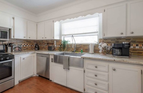 Ybor City House | Discover The Eclectic: Fire Pit, Grill & Pet Friendly Stay