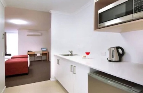 Rockhampton Apartment | Discover The Edge Apartment Hotel: 4-Star Comfort Awaits