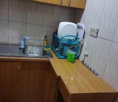 Oba Ile Apartment | Pet-Friendly Edgewood Manor: Comfort with 24-Hour Power