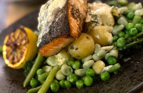 Astbury Hotel | Discover The Egerton Arms Astbury: Pet-Friendly Retreat