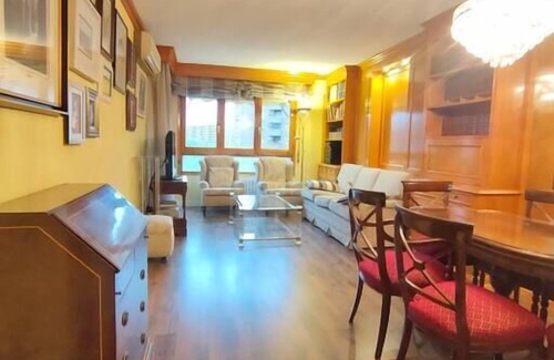 Zaragoza Apartment | Experience Elegance in the Heart of the City