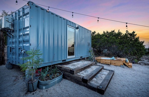 Fredericksburg Cabin | The Elegant Casa Agave. nHOT TUB minutes from Fredericksburg