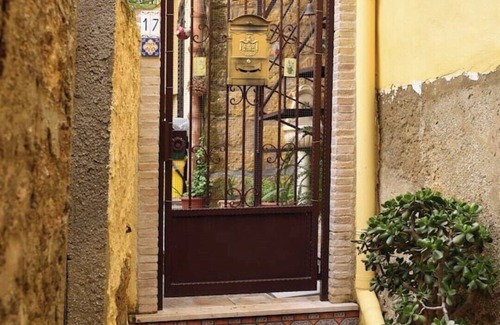 Agrigento Apartment | Elegant Retreat at Baron Francesco Sala's Annexe with Spa