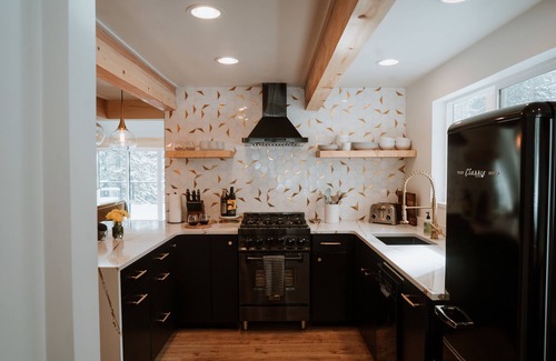 Valley of the Sun Cabin | Discover Breckenridge: Upscale A-Frame, Dog Friendly Retreat