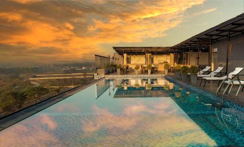 Kolar Hotel | Discover The Elite Narasapura: Oceanfront Spa Retreat