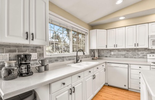 Spokane Valley House | Family-Friendly Stays at The Ella House Await You
