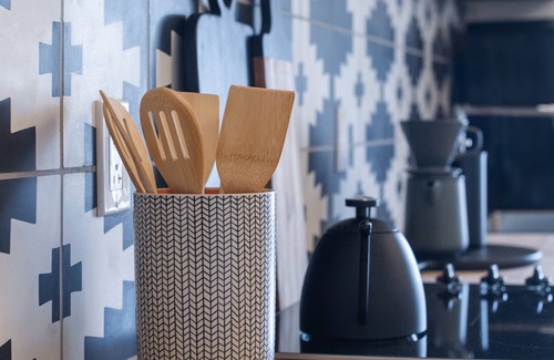 Downtown Santa Fe Hotel | Explore The Ella: Unique Suite with Ocean View & Kitchen
