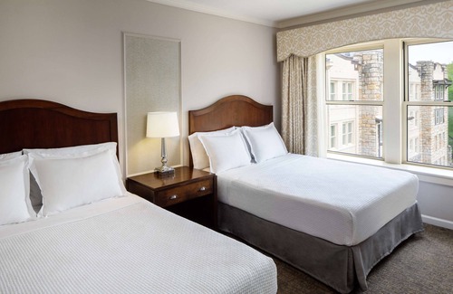 Excelsior Springs Hotel | Relax at The Elms Hotel & Spa with Top Amenities