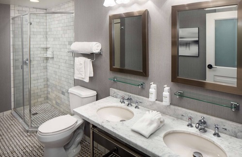 Excelsior Springs Hotel | Relax at The Elms Hotel & Spa with Top Amenities