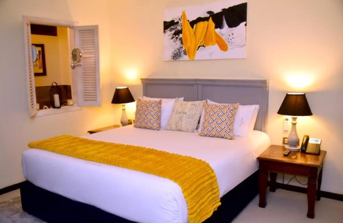 Kampala Hotel | Elegant Stay at The Emin Pasha Hotel and Spa with Pool