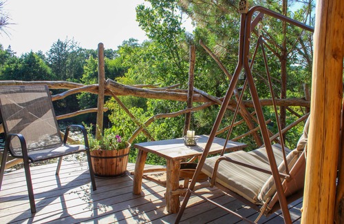 Paige Cottage | Magical Hobbit's Nest Treehouse: A Perfect Family Retreat