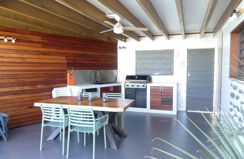 St Gilles-les-Bains House | Experience Oceanfront Bliss at Endless Summer Caze Villa