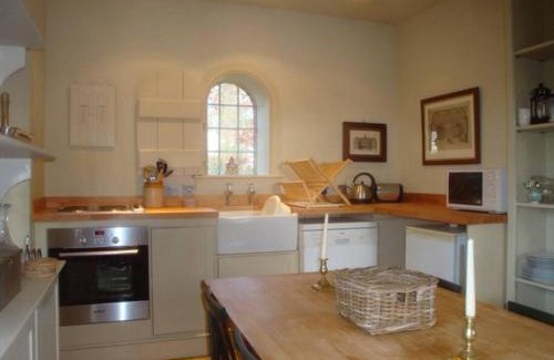 Dereham House | Discover The Engine House: Pet & Child Friendly Retreat