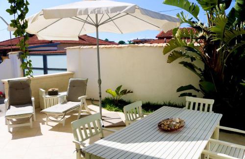Agnone Bagni House | Relaxing Retreat at The Enlightened Turtle with Ocean Views