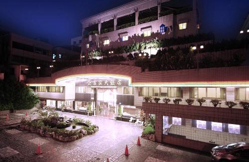 East District Hotel | Comfortable Stays at The Enterpriser Hotel with Breakfast