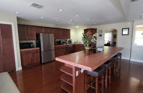 Lutz House | Experience the North Wing of Aero Mansion - Family & Pet Friendly