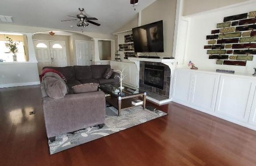 Lutz House | Experience the North Wing of Aero Mansion - Family & Pet Friendly