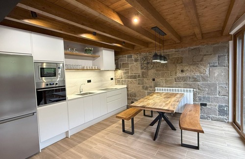 Aniezo Ski Chalet | The era of somaniezo