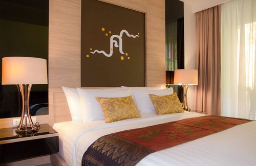 Ko Chang Hotel | Discover The Erawan Koh Chang: 4-Star Ocean View Retreat