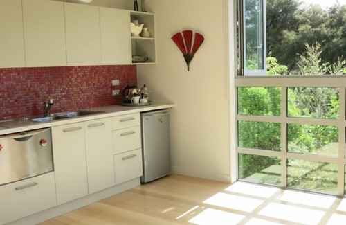 Puhoi Other | Garden Studio Escape: Guest Rated 9.8 with Pool & Spa