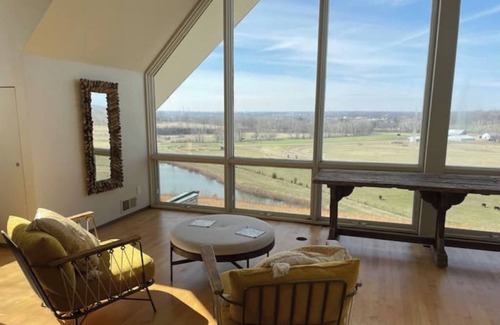 Lebanon House | The Estate at ByerPatch Farm