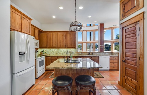 Barton Creek Highlands House | Relax at The Estate at Crystal Creek - Near Downtown Austin