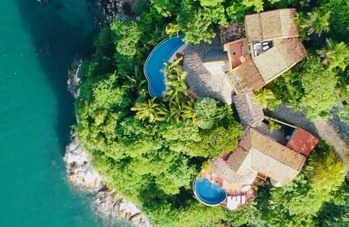 Almacen House | Unforgettable Oceanfront Escape at StayPV Resort